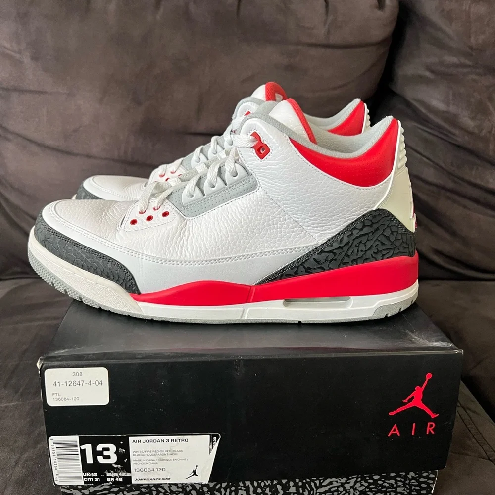 Jordan 3 Fire Red - Picture 1 of 4